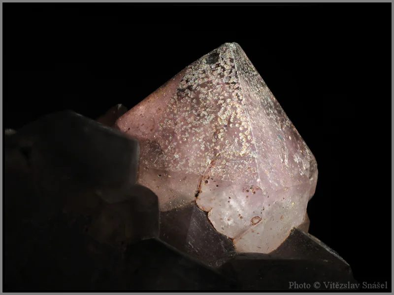 Mineral photo of Quartz (var. amethyst) from locality Morcinov, Czech Republic