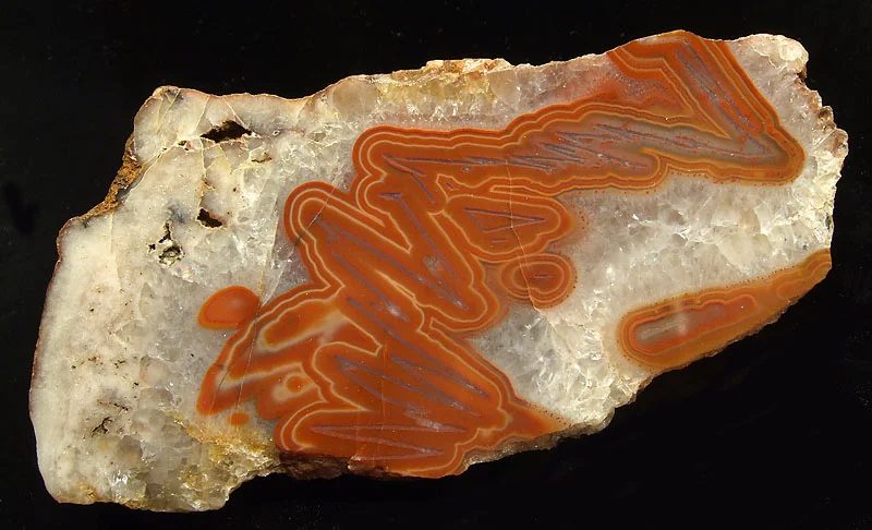 Mineral photo of Agate from locality Horní Halže, Czech Republic