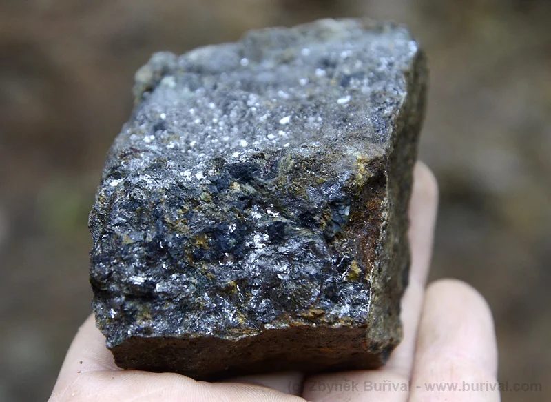 Hulsite, Sphalerite