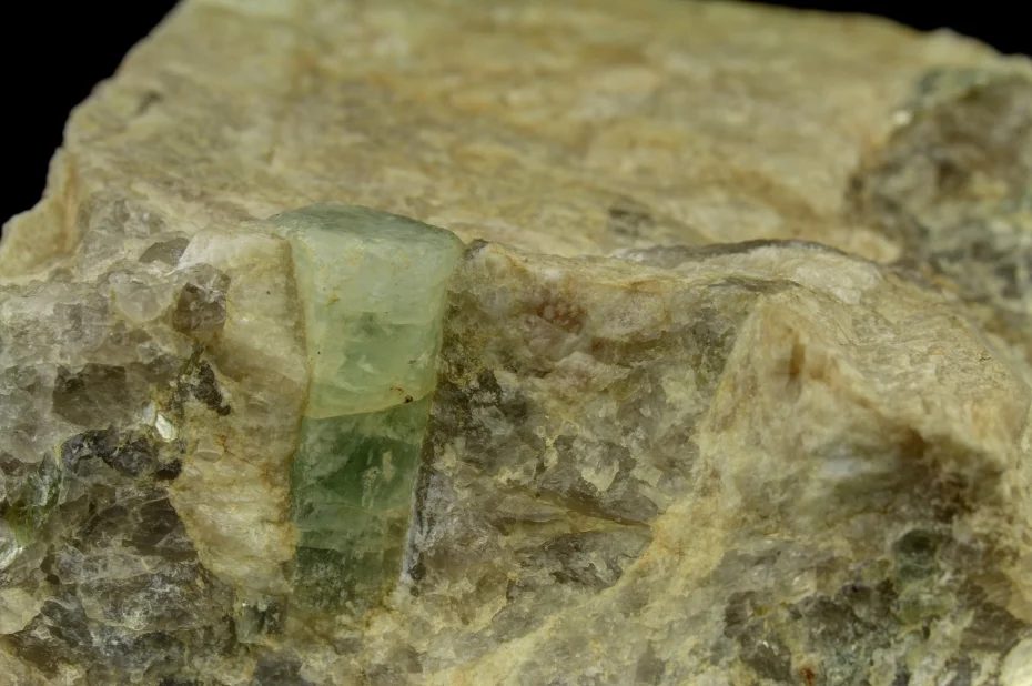 Mineral photo of Beryl from locality Maršíkov, Střelecký důl, Czech Republic
