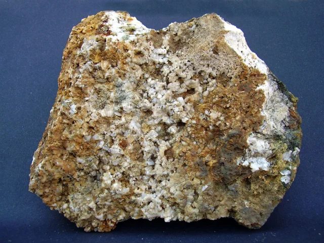 Mineral photo of Actinolite, Albite from locality Habry, Czech Republic