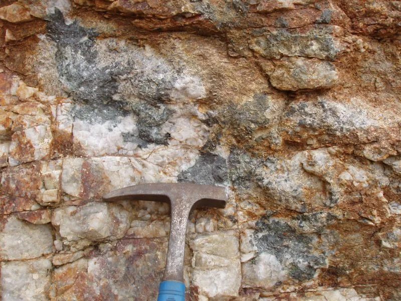 Mineral photo of Arsenopyrite, Scorodite from locality Mina de Barruecopardo, Salamanca, Castile and Leon, Spain