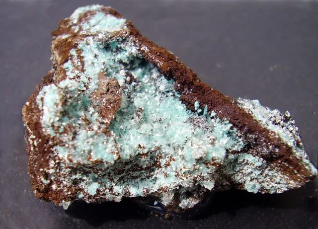 Mineral photo of Aurichalcite from locality Mina Ojuela, Mapimi, Durango, Mexico