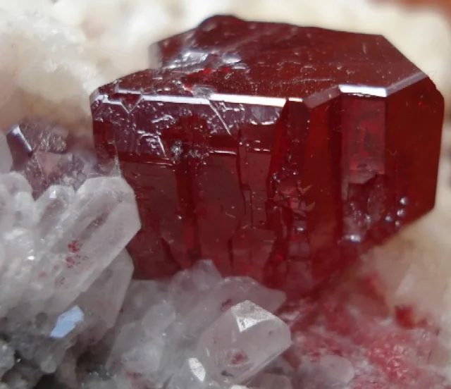 Mineral photo of Cinnabar from locality Tongren, China