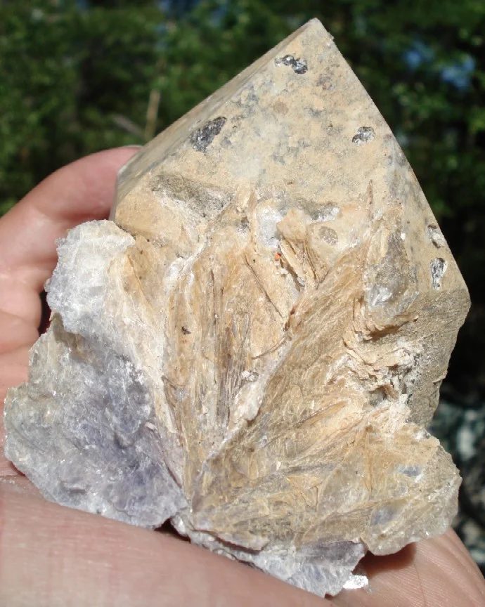 Mineral photo of Quartz (var. smoky) from locality Malkhan, Russia