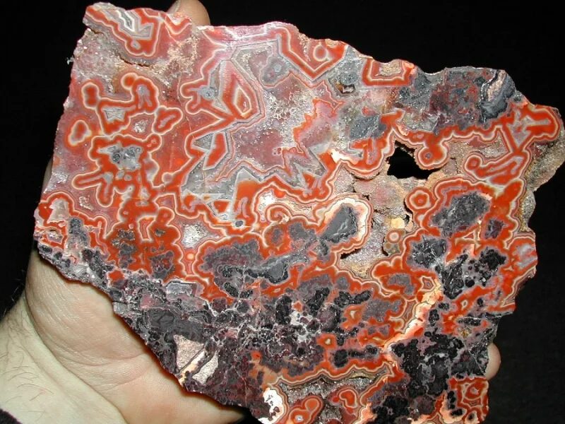 Mineral photo of Agate from locality Horní Halže, Czech Republic