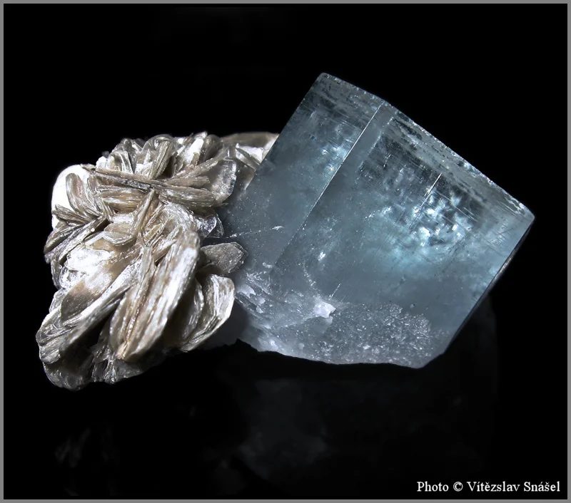Mineral photo of Beryl (var. aquamarine) from locality Shigar District, Gilgit-Baltistan, Pakistan