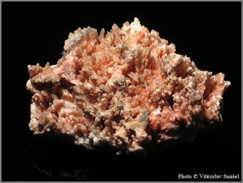 Mineral photo of Calcite from locality Příbram, Czech Republic