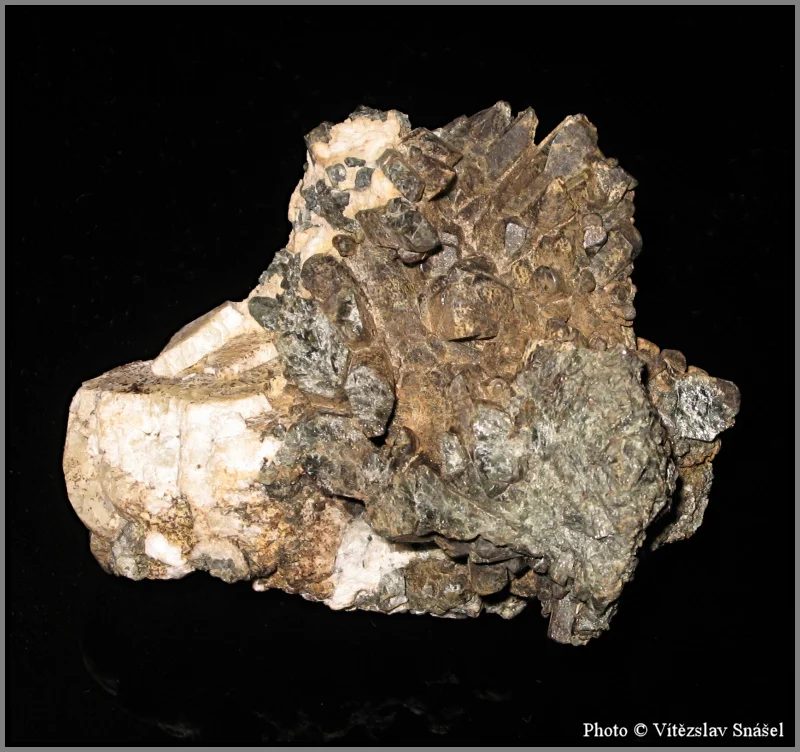 Mineral photo of Diopside from locality Slyudyanka, Russia
