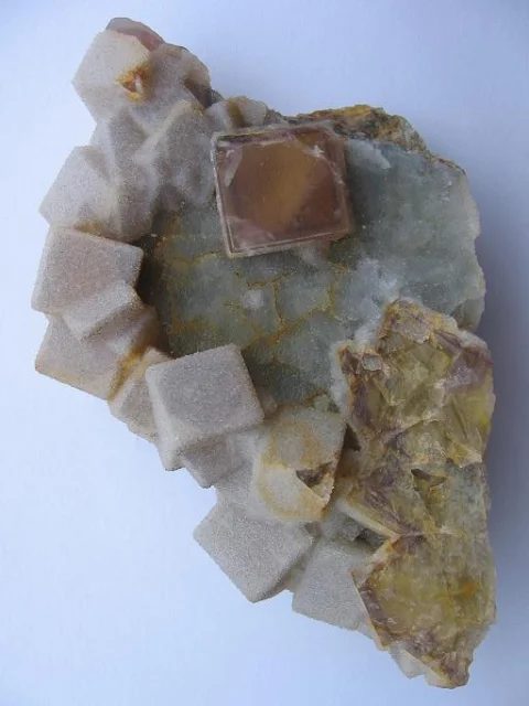Mineral photo of Fluorite from locality Běstvina, Czech Republic