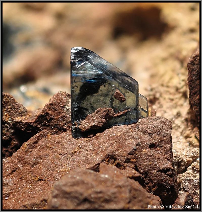 Mineral photo of Vivianite from locality Tomokoni mine, Bolivia