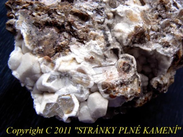 Ankerite, Aragonite, Calcite