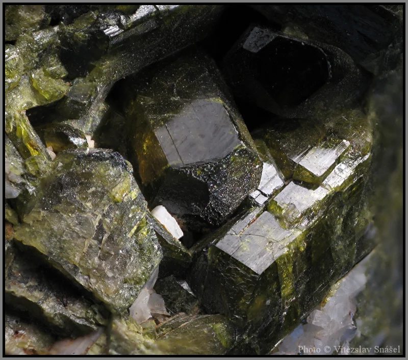 Mineral photo of Epidote from locality Sobotín, Pfarrerb, Czech Republic