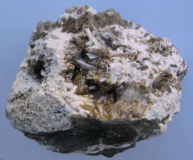 Mineral photo of Laumontite from locality Markovice, Czech Republic