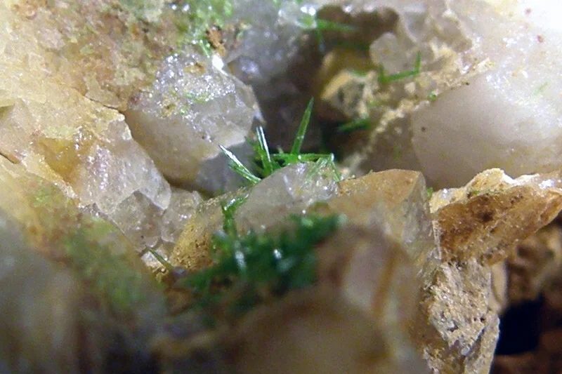 Mineral photo of Pyromorphite from locality Čiháň, Czech Republic
