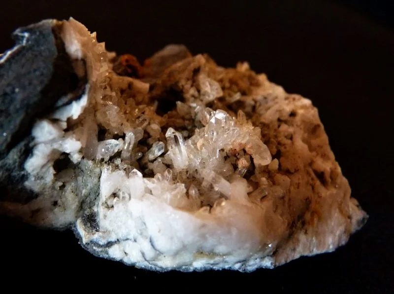 Mineral photo of Quartz (var. rock crystal) from locality Stará Ves u Bílovce, Czech Republic