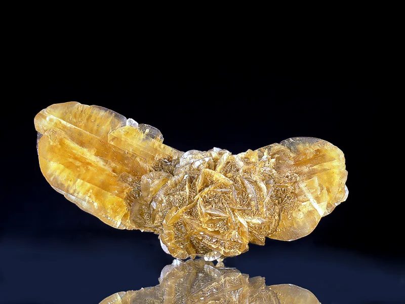 Mineral photo of Gypsum from locality Lom Libouš, Chomutov, Czech Republic