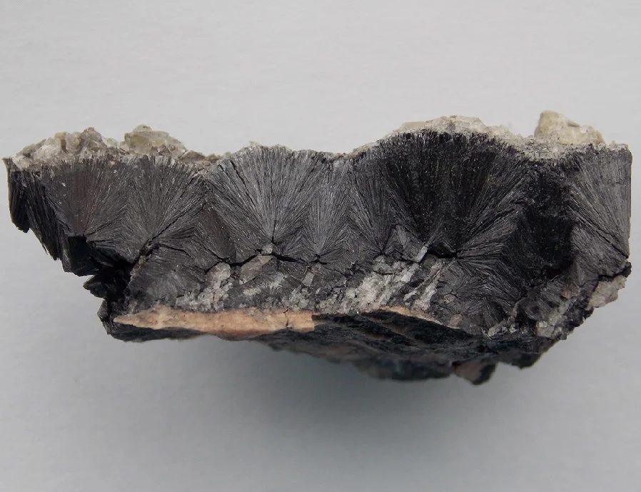 Montroseite