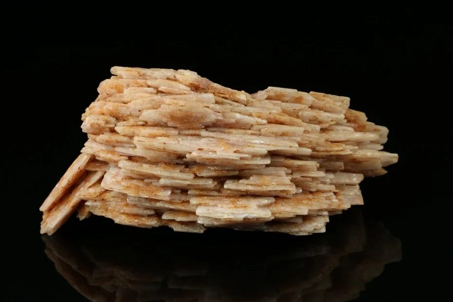 Mineral photo of Baryte from locality Dřínová, Czech Republic