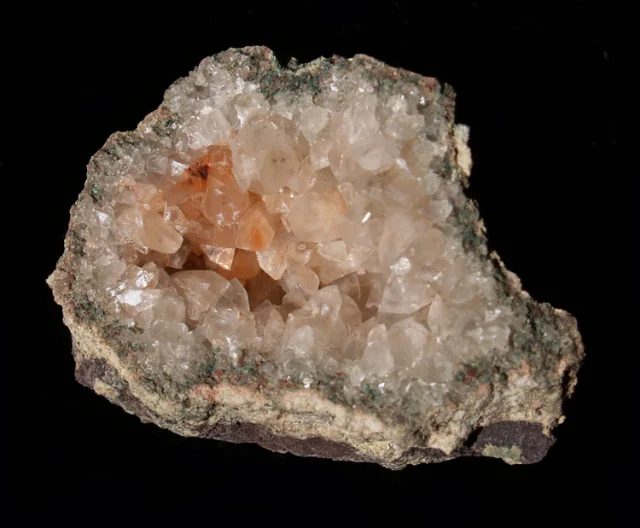Mineral photo of Calcite from locality Studenec, Czech Republic