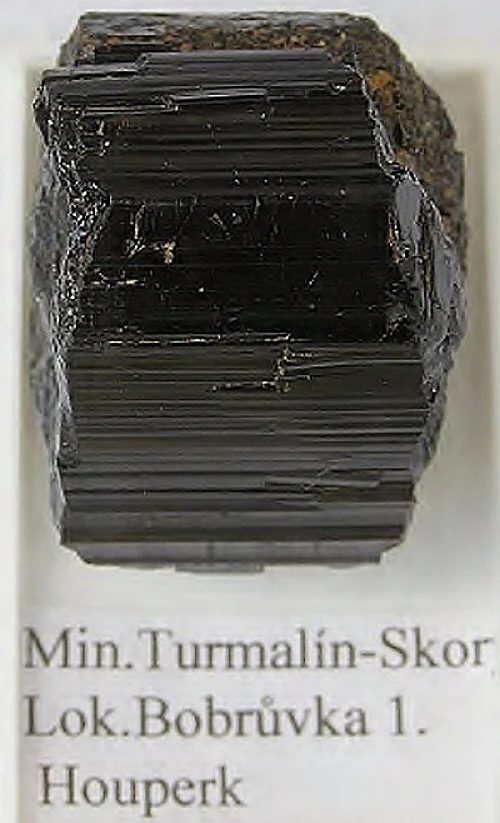 Mineral photo of Schorl from locality Bobrůvka, Czech Republic