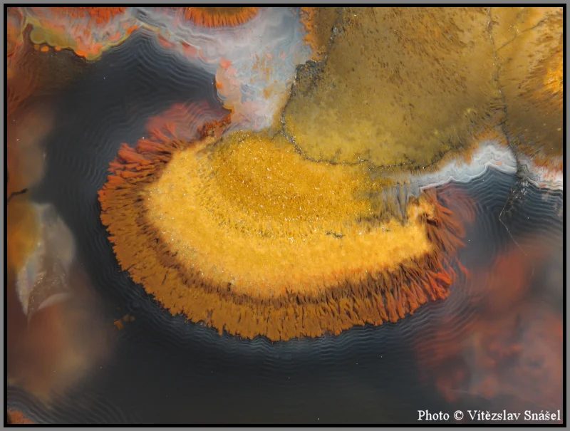 Mineral photo of Agate from locality Železnice, Czech Republic