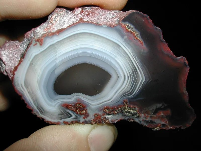 Mineral photo of Agate from locality Morcinov, Czech Republic