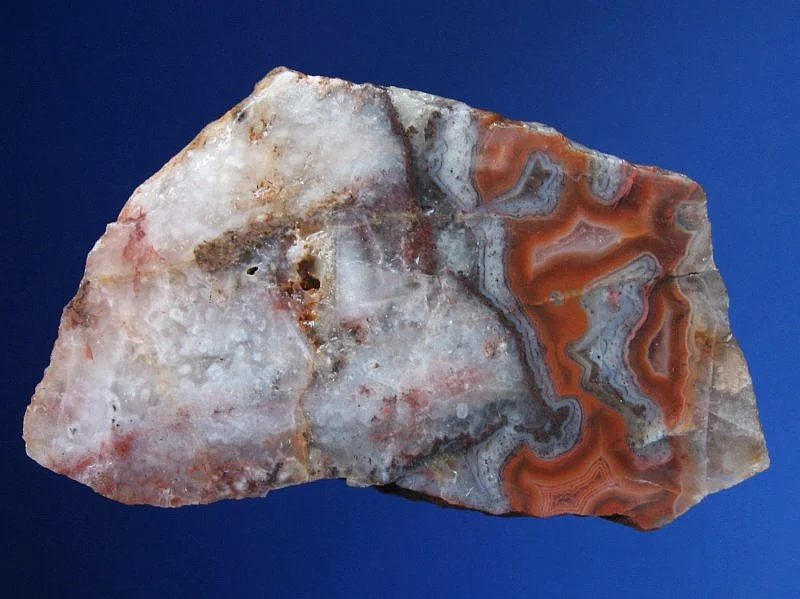 Mineral photo of Agate from locality Horní Halže, Czech Republic