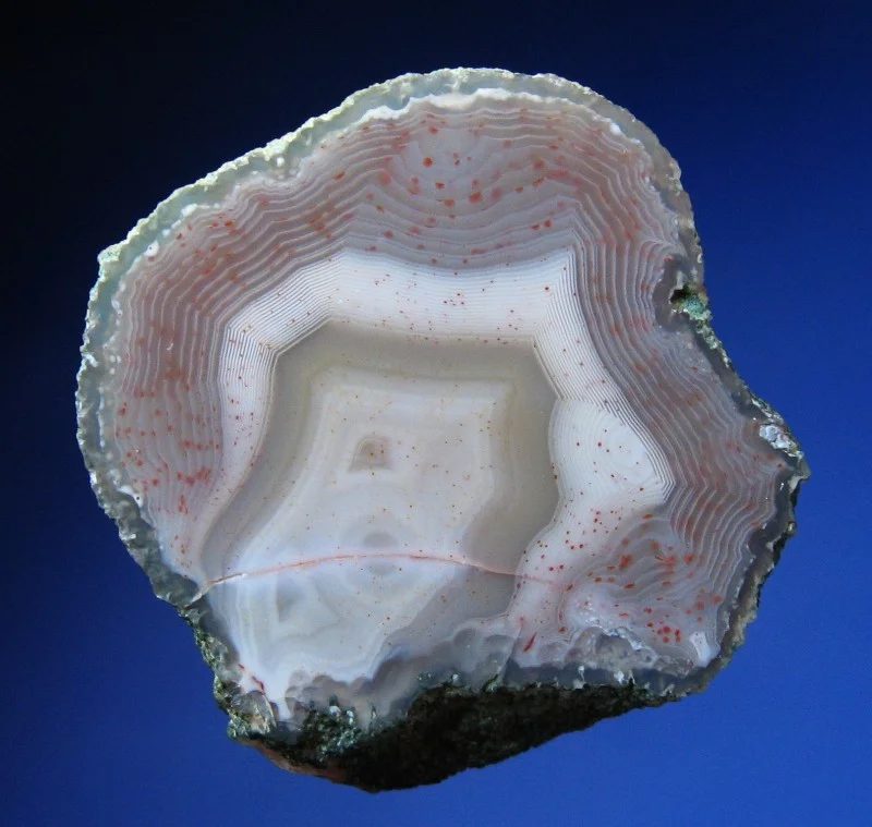 Mineral photo of Agate from locality Morcinov, Czech Republic