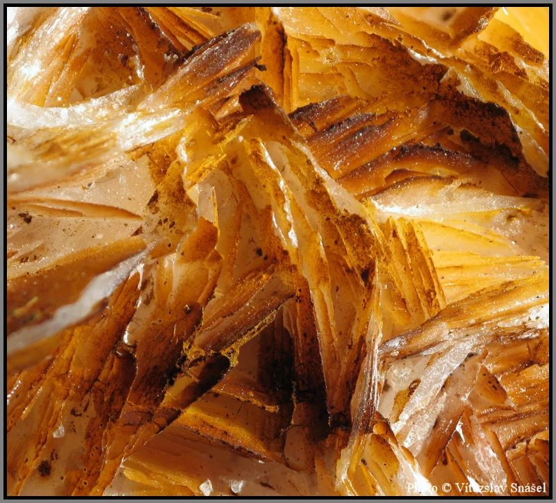 Mineral photo of Baryte from locality Mibladen, Morocco