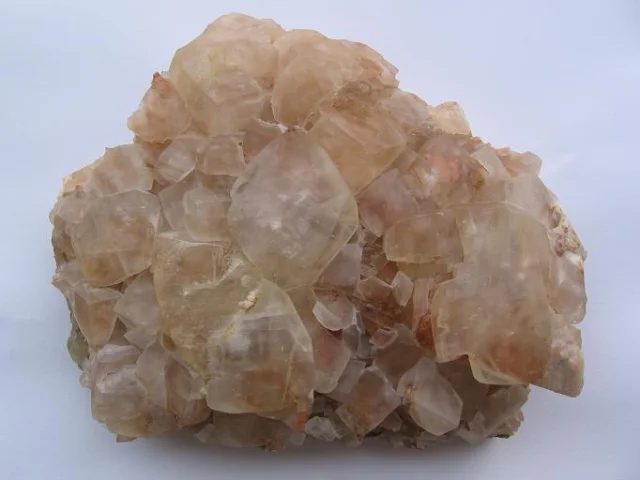 Mineral photo of Calcite from locality Prachovice, Czech Republic