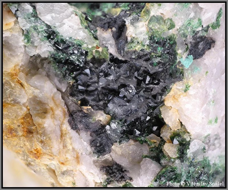 Libethenite