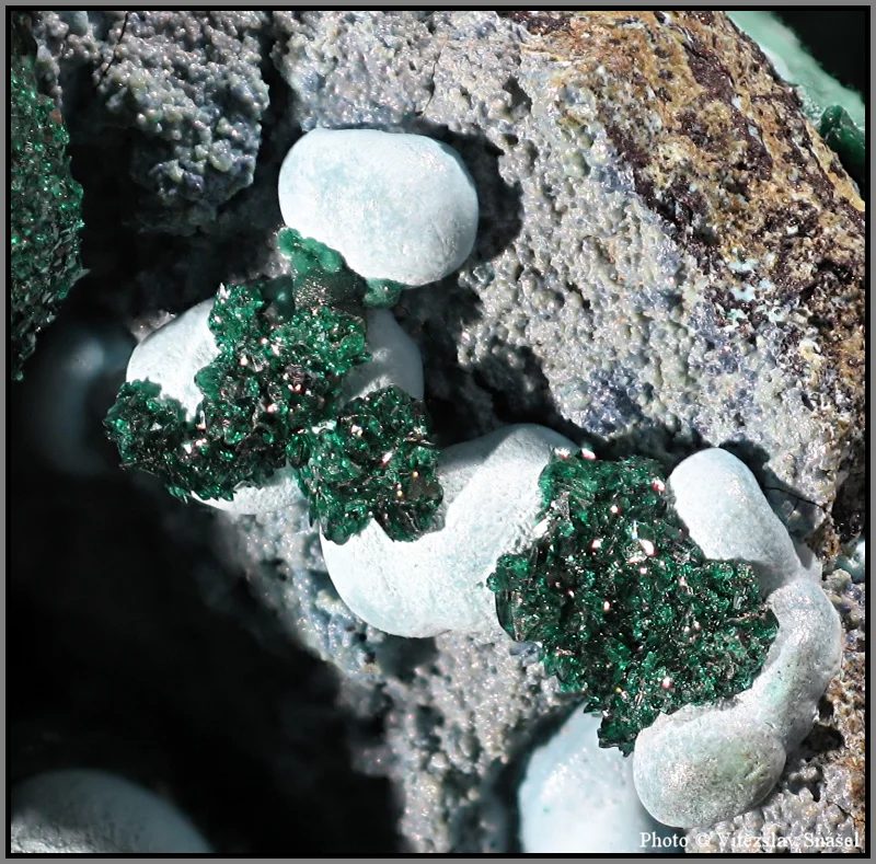 Mineral photo of Chrysocolla, Malachite from locality Lukuni mine, Republic of the Congo