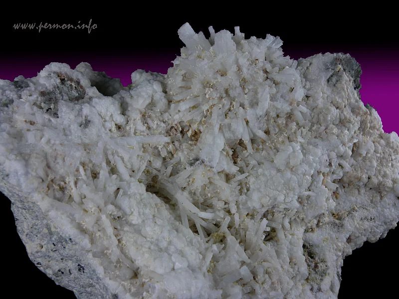 Mineral photo of Analcime, Natrolite from locality Těchlovice, Czech Republic