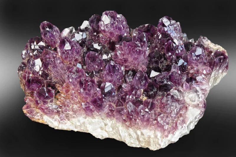 Quartz (var. amethyst)