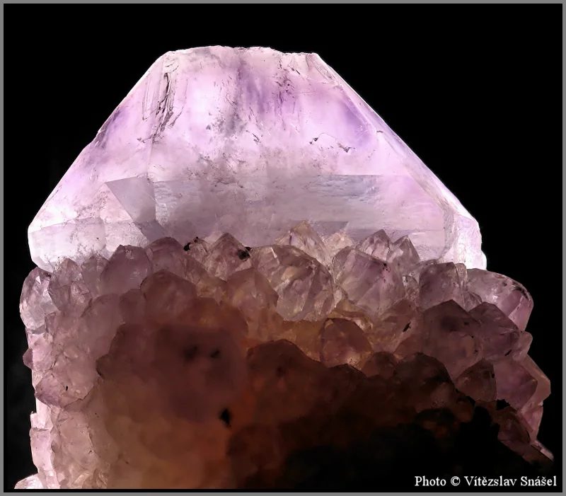 Quartz (var. amethyst)
