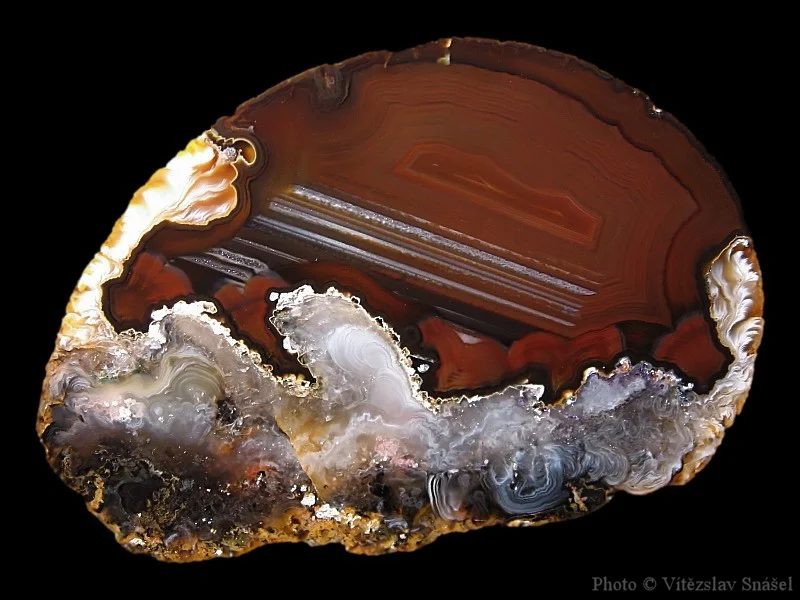 Mineral photo of Agate from locality Rio Grande do Sul, Brazil
