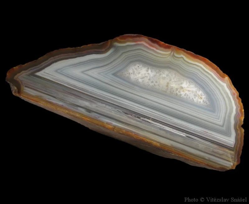 Mineral photo of Agate from locality Rio Grande do Sul, Brazil