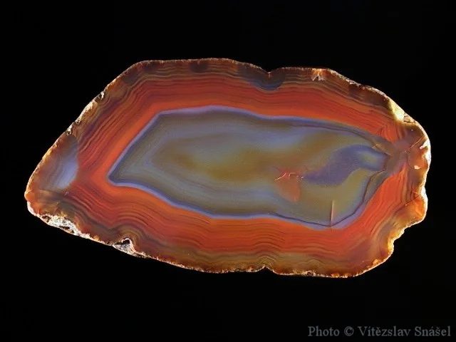 Mineral photo of Agate from locality Rio Grande do Sul, Brazil