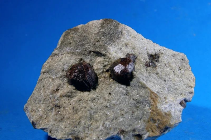 Mineral photo of Almandine from locality Malenice u Volyně, Czech Republic