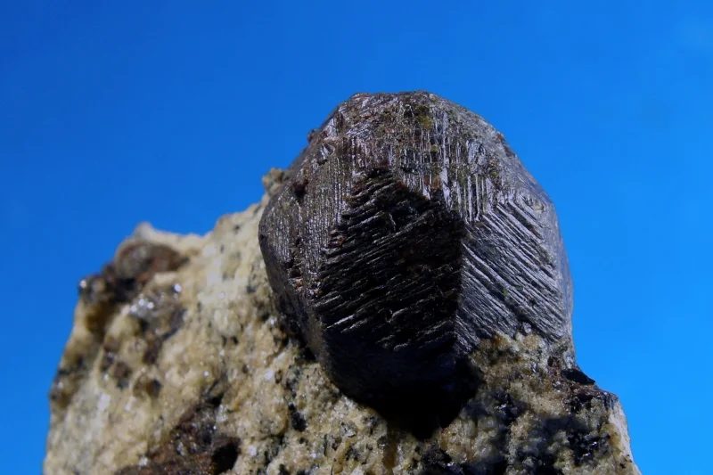 Mineral photo of Almandine from locality Malenice u Volyně, Czech Republic