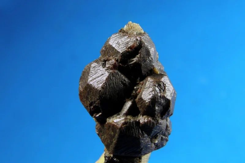 Mineral photo of Almandine from locality Malenice u Volyně, Czech Republic