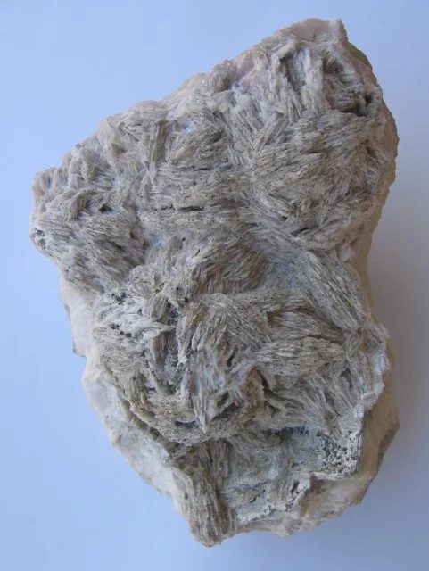 Mineral photo of Baryte from locality Běstvina, Czech Republic