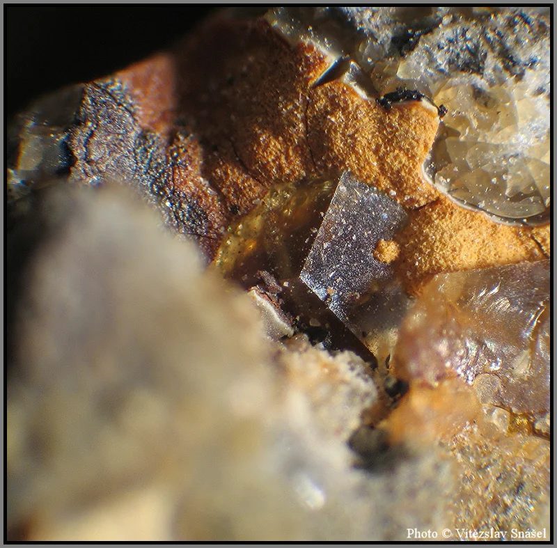Mineral photo of Paulingite-(Ca) from locality Vinařice, Czech Republic