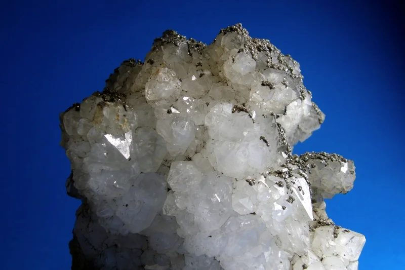 Mineral photo of Quartz from locality Stříbro, Czech Republic