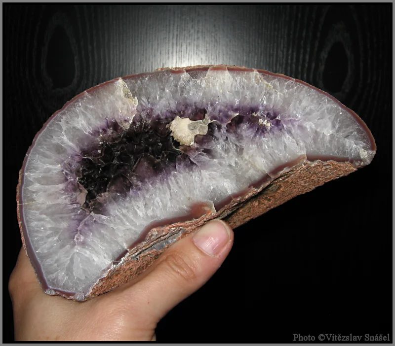 Quartz (var. amethyst)