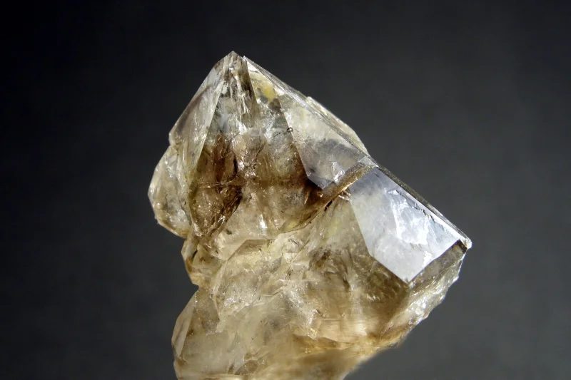 Quartz (var. smoky)