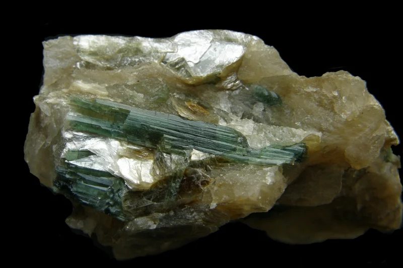 Elbaite (var. verdelite)