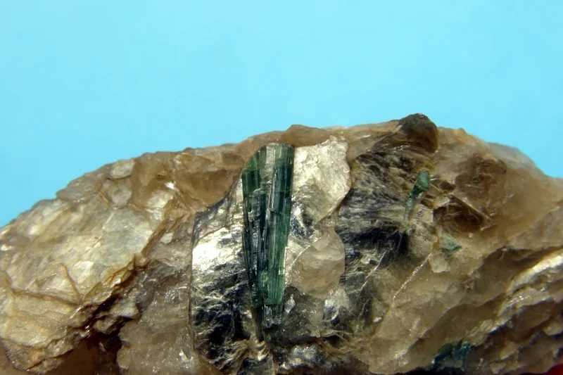 Mineral photo of Elbaite (var. verdelite) from locality Nová Ves, Czech Republic