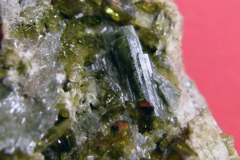 Diopside, Epidote
